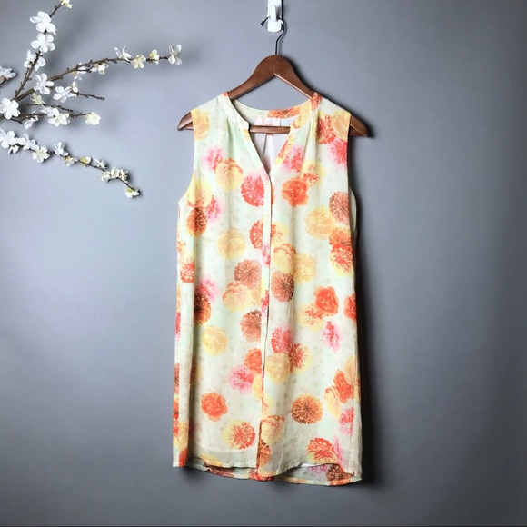 Skies Are Blue Dresses & Skirts - Skies Are Blue Floral Sheath Button Dress #246